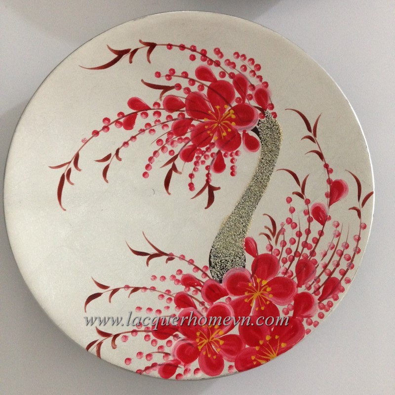 Lacquer decor dish with hand painting
